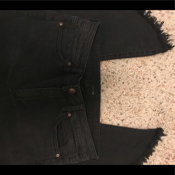 *PRICE DROP* Joe’s Jeans - Picture 3 of 7